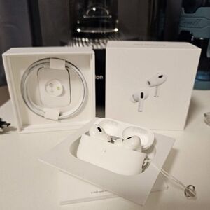 *SEALED* Airpods pro